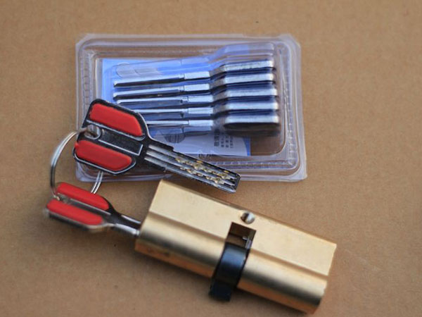 贞丰24小时上门开锁公司